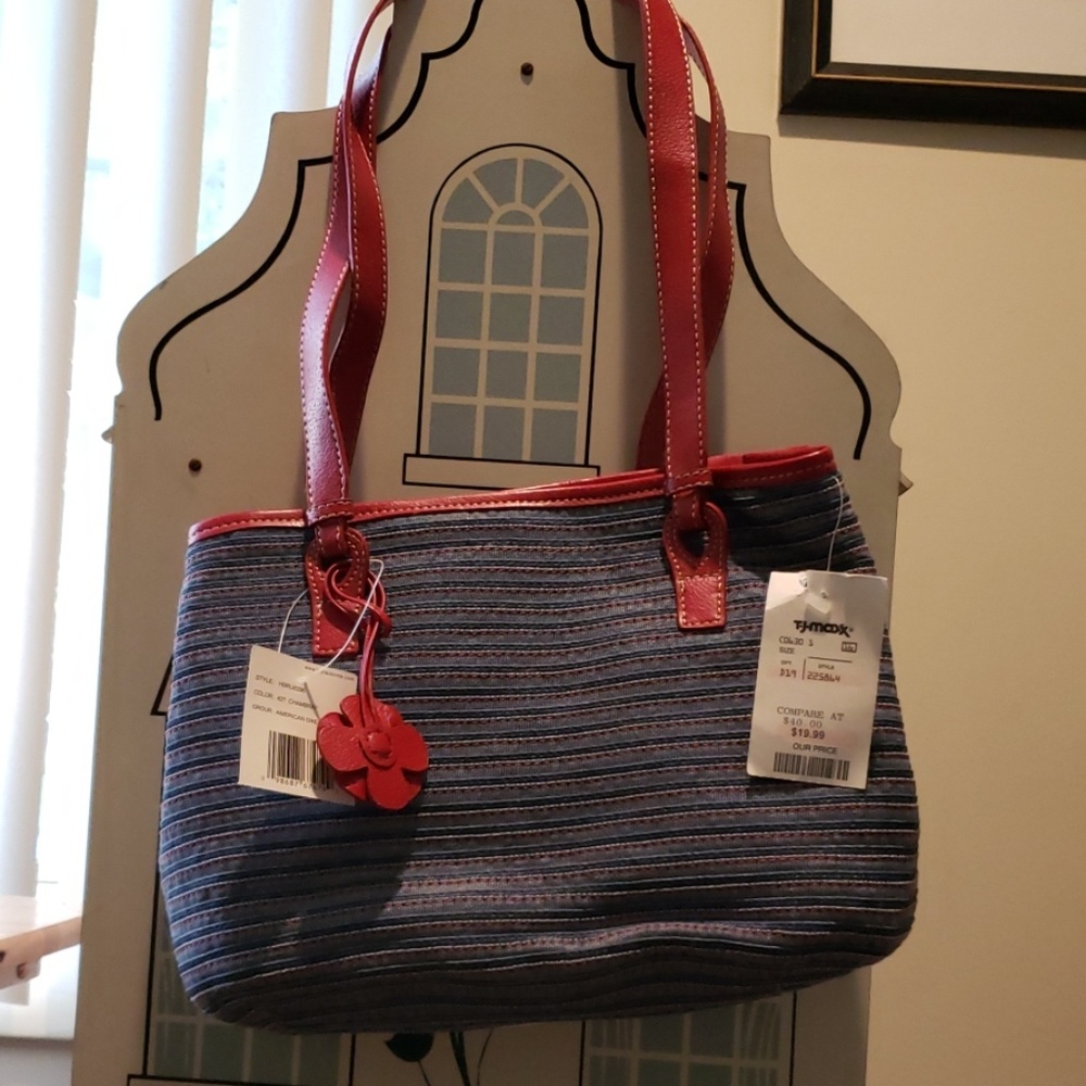 Chambray and red shoulder bag